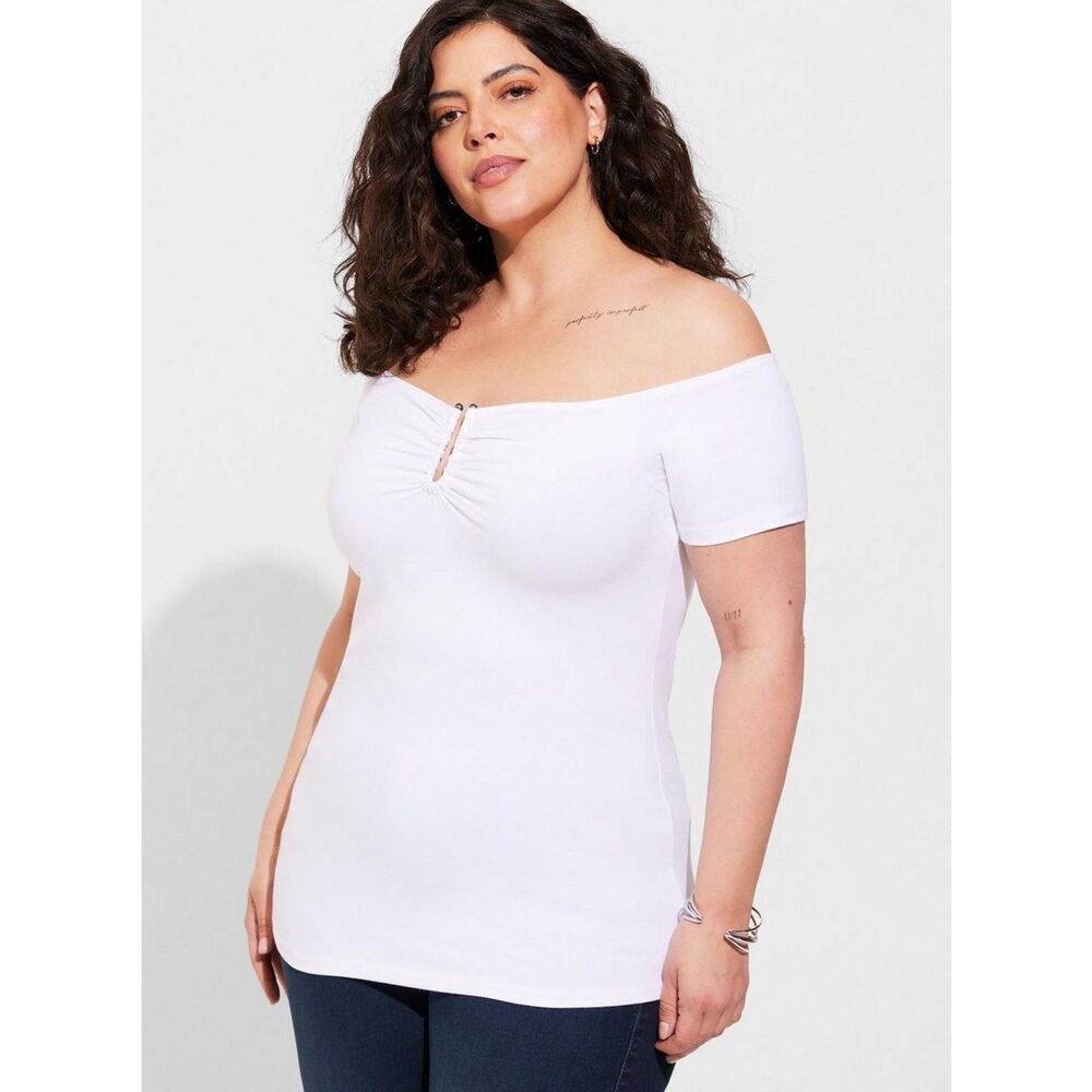 Torrid NWT White knit Foxy U-Bar Off Shoulder Short Sleeve Top plus size 5x 28W